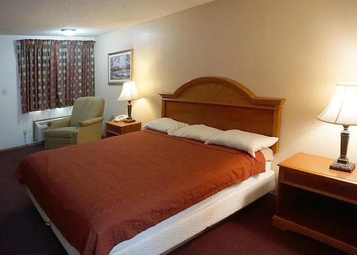 Oyo Hotel Altus N Main St