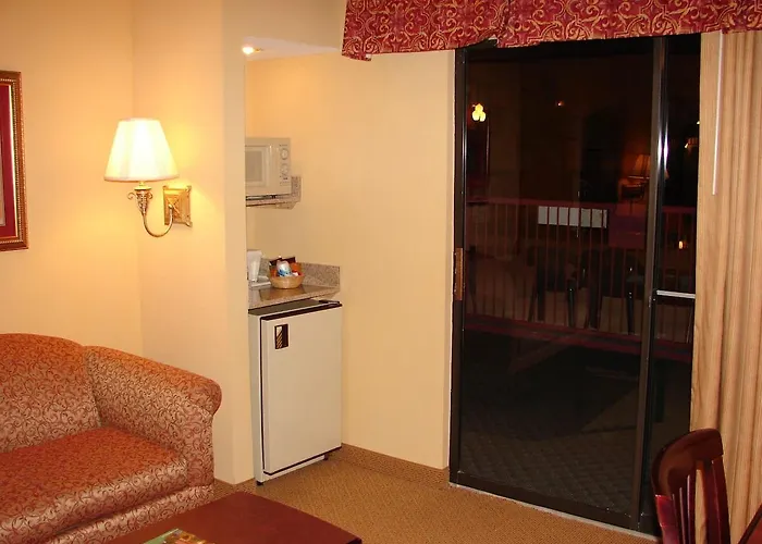 Regency Inn & Suites